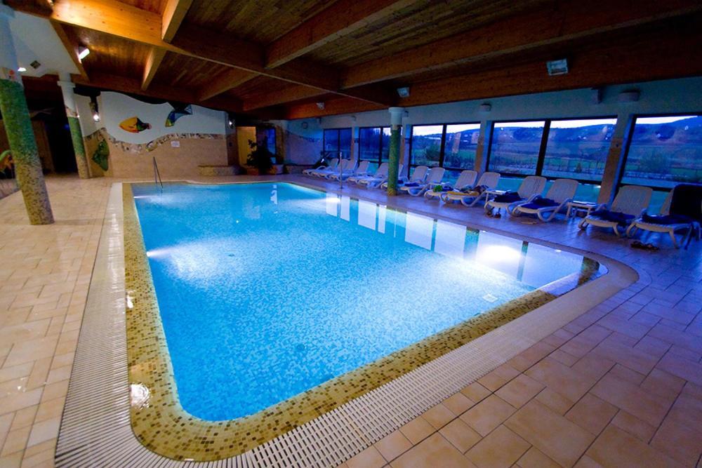 Hetkuti Wellness Hotel Mór Eksteriør billede