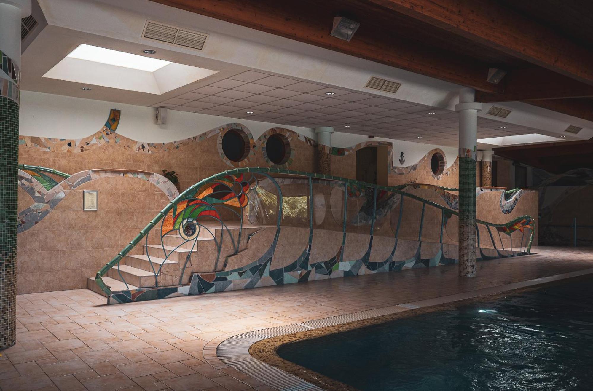 Hetkuti Wellness Hotel Mór Eksteriør billede